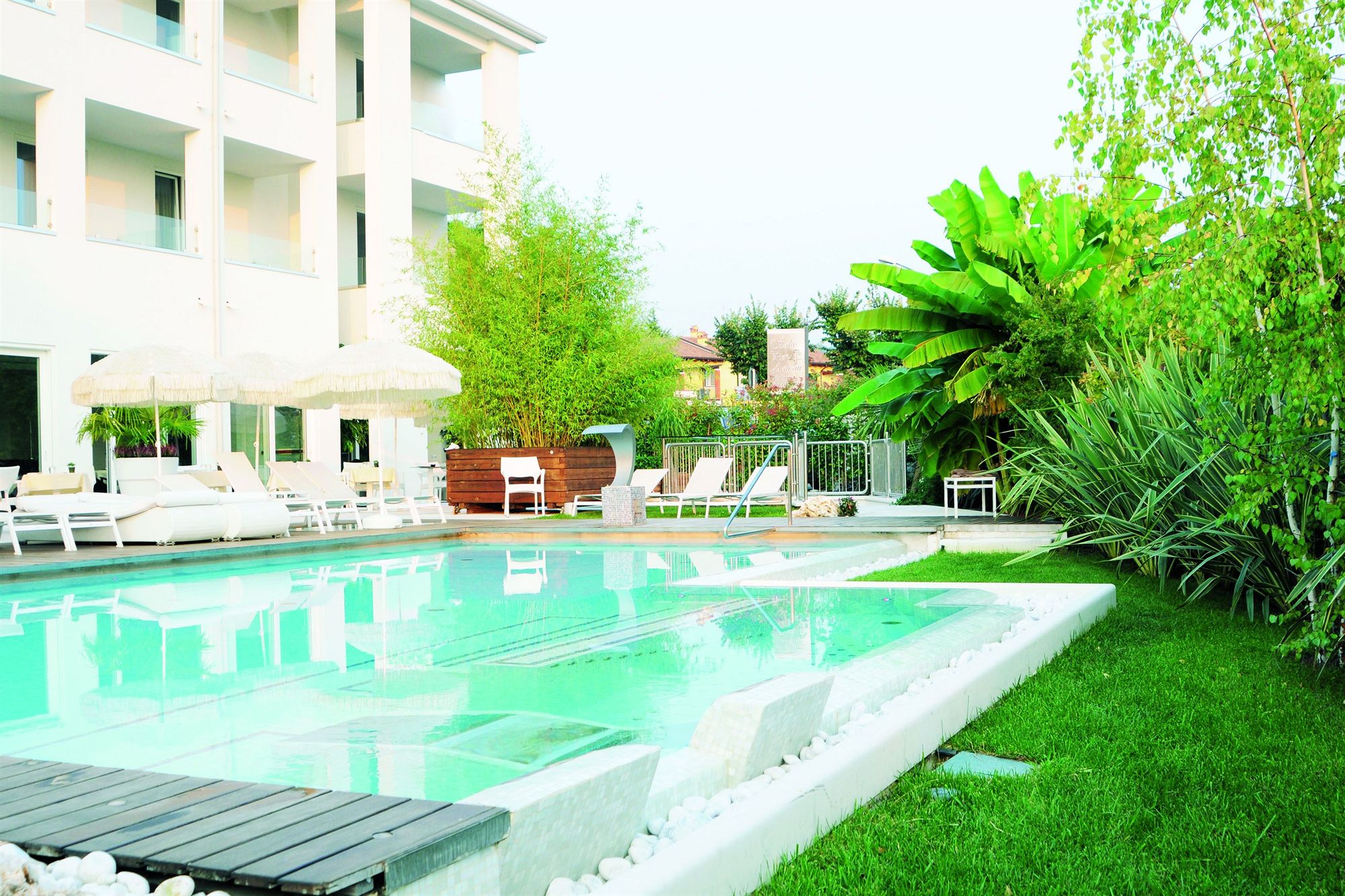 Фото Tobago Hotel