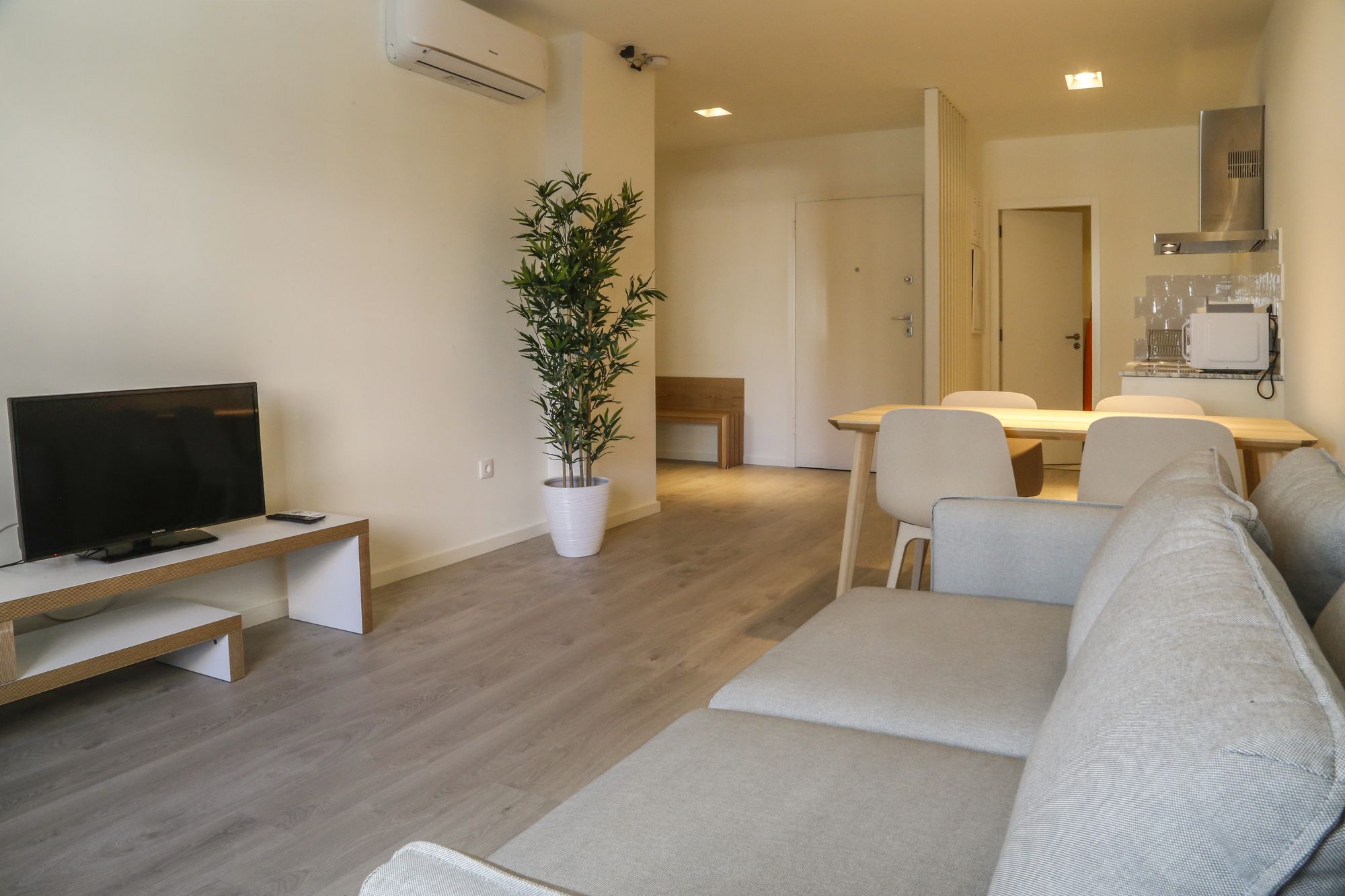 Фото Spot Family Apartments