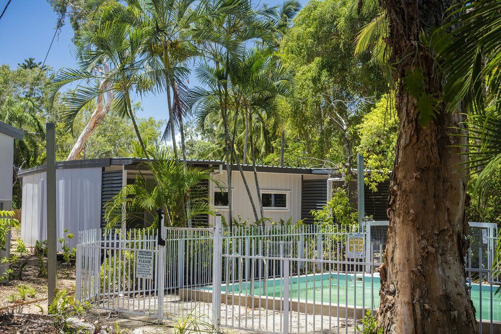 Hotel Dandaloo Gardens, Queensland, photo