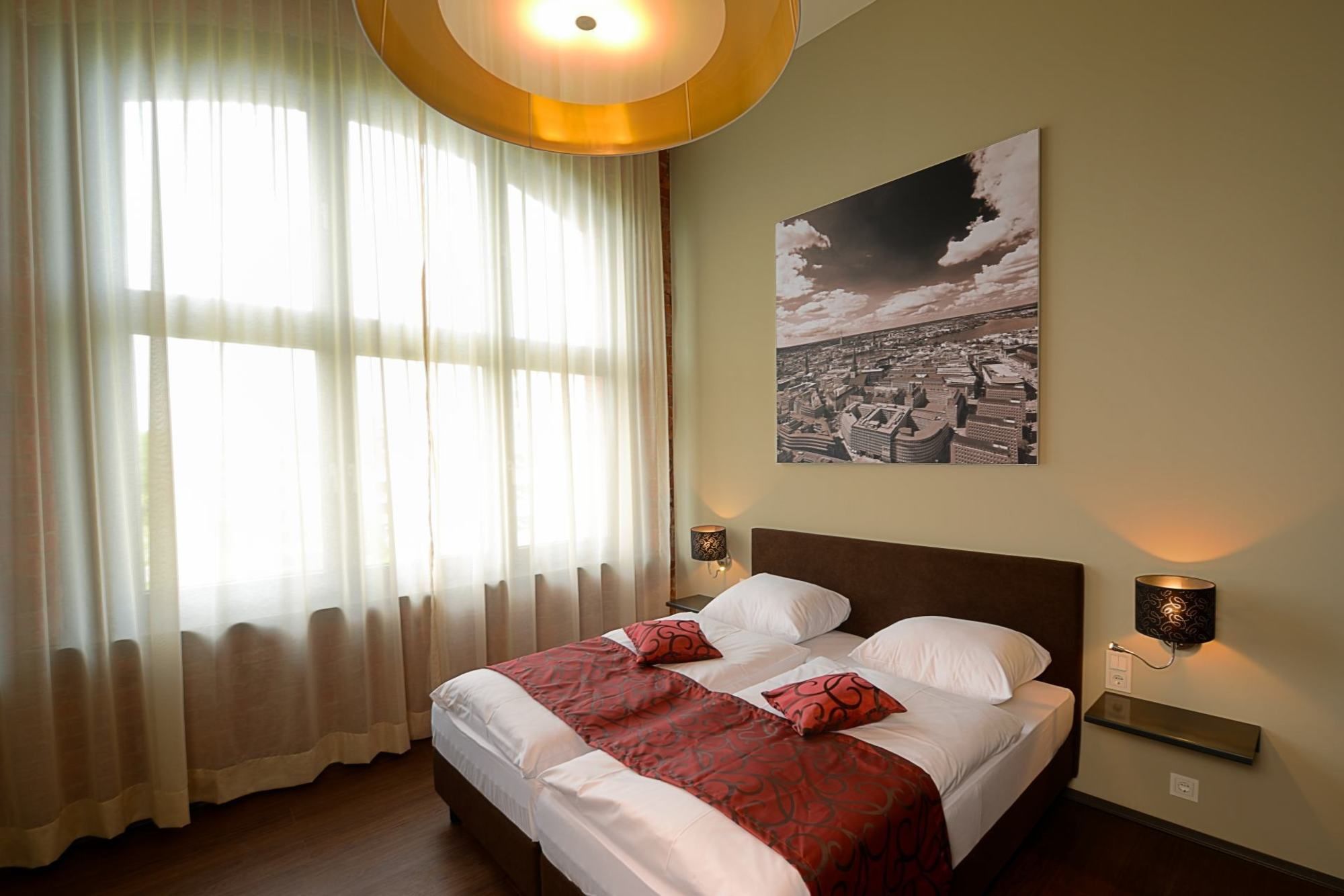 Фото Hotel Volksschule