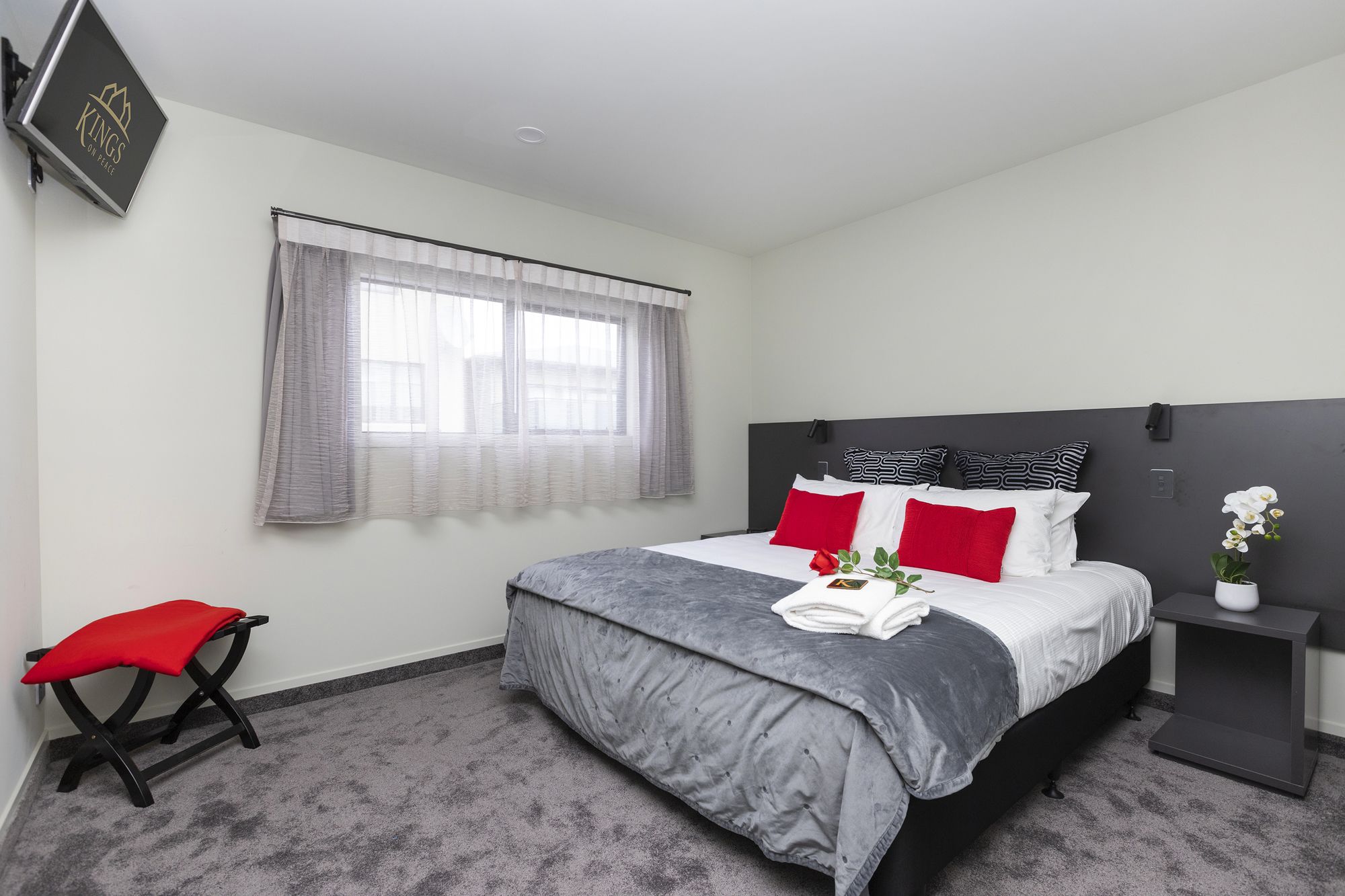 Фото Kings On Peace