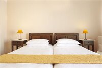 Фото Hotel Nikolas