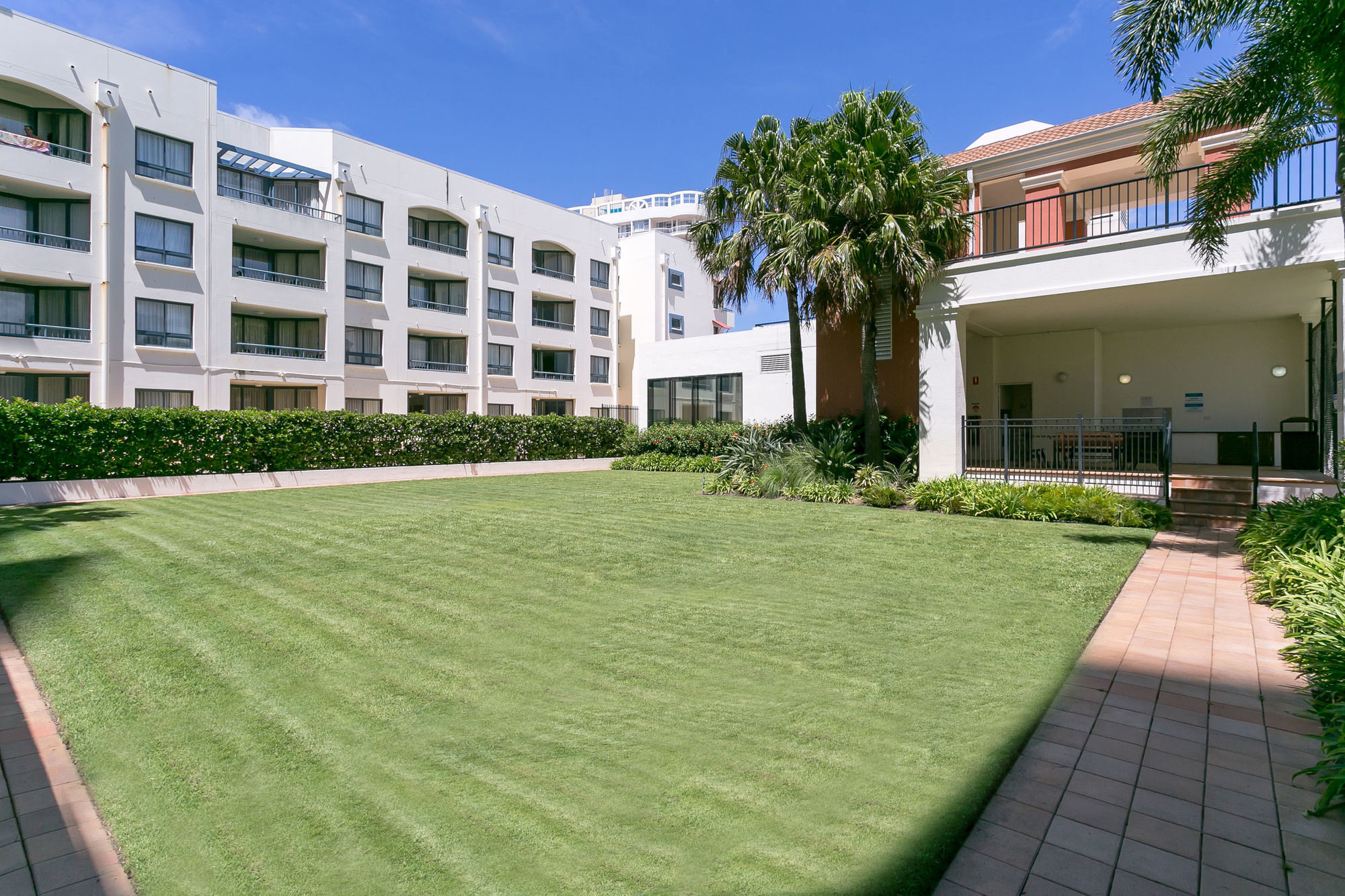 Фото Mantra Coolangatta Beach