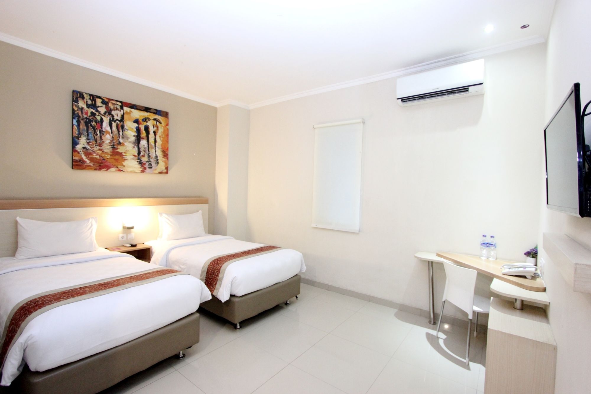 Фото Laxston Hotel by Front One