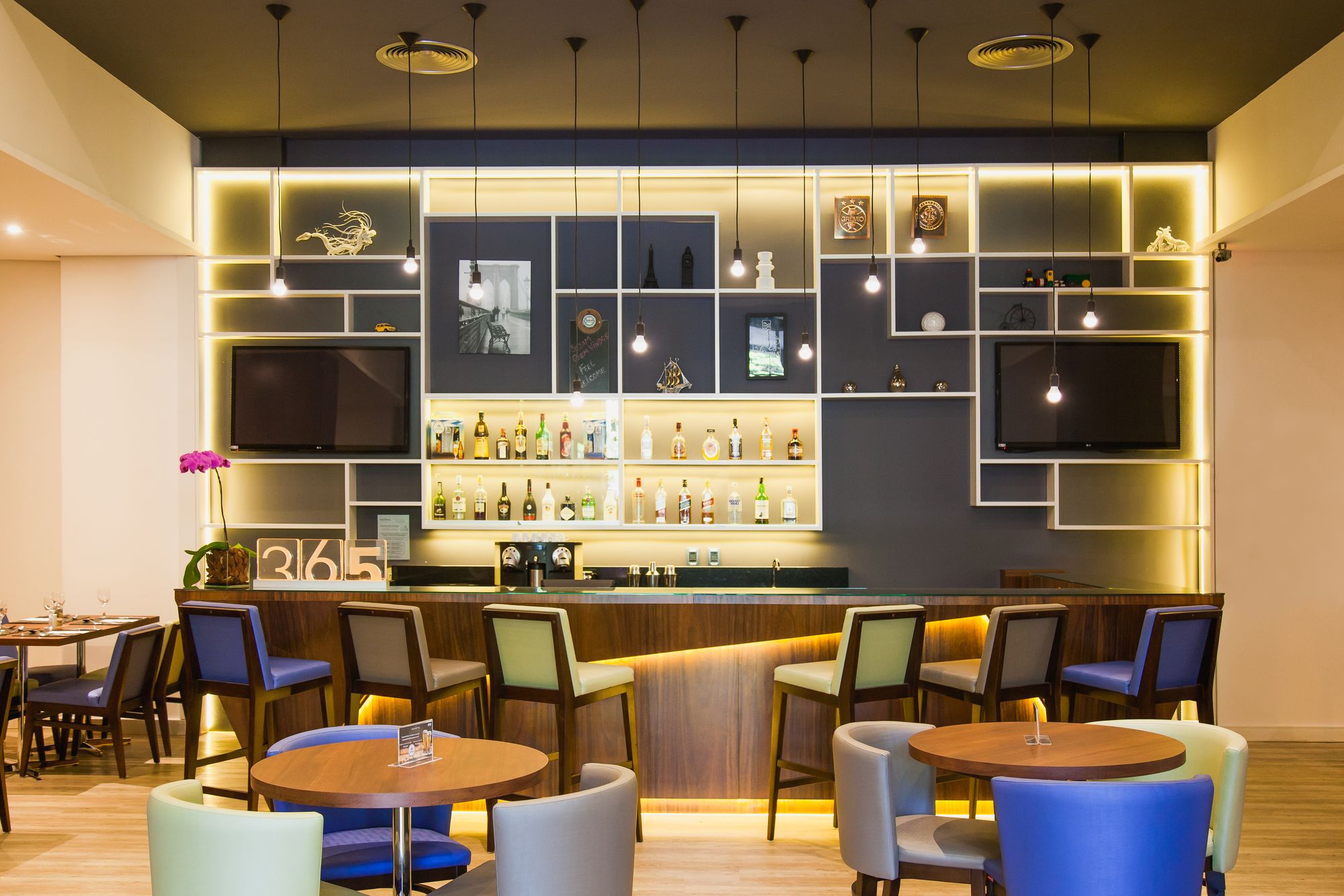 Фото Novotel Porto Alegre Tres Figueiras Hotel