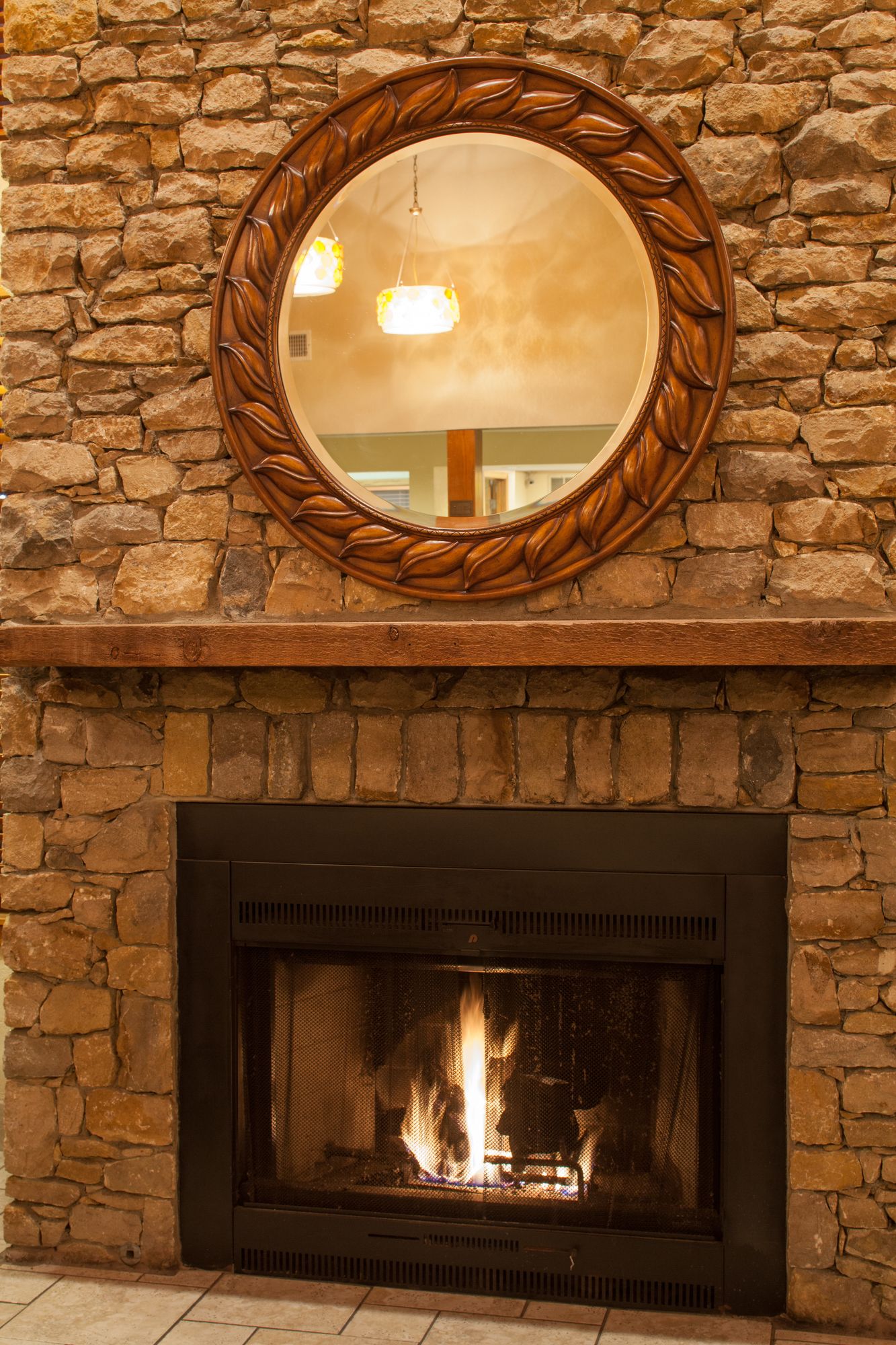 Фото Cloverleaf Suites Kansas City - Overland Park