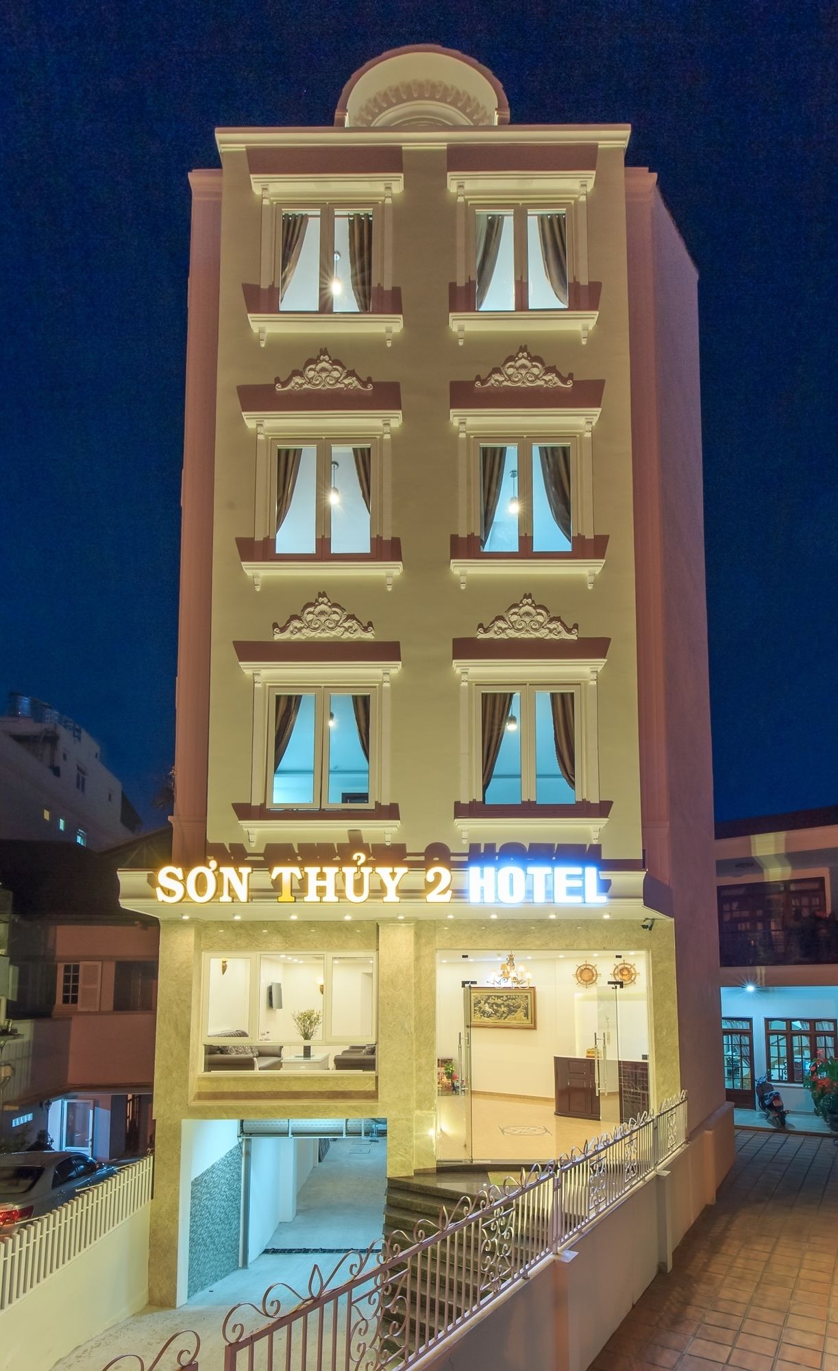 Фото отеля 1