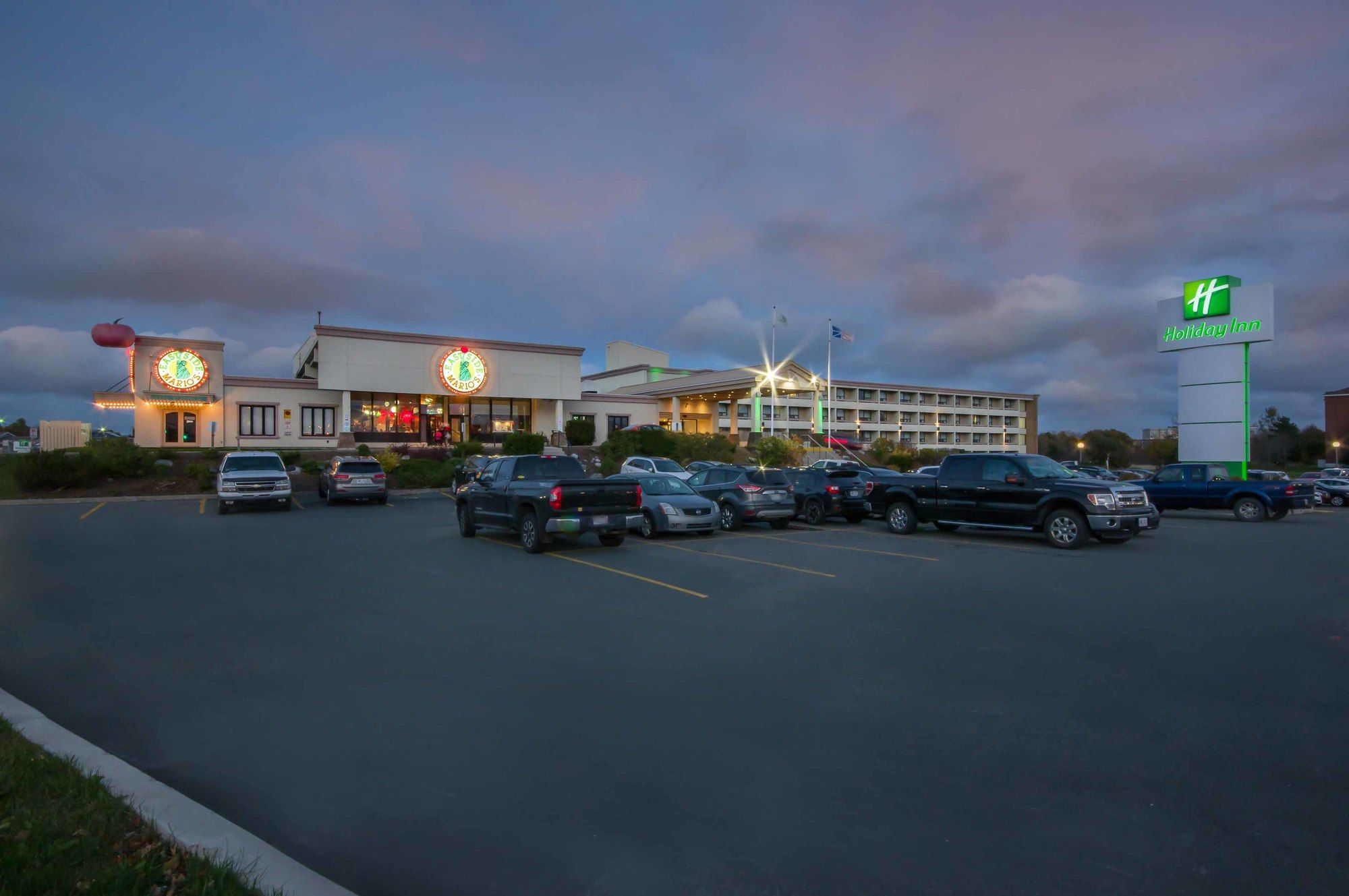 Фото Holiday Inn St. John's Conference Centre, an Ihg Hotel