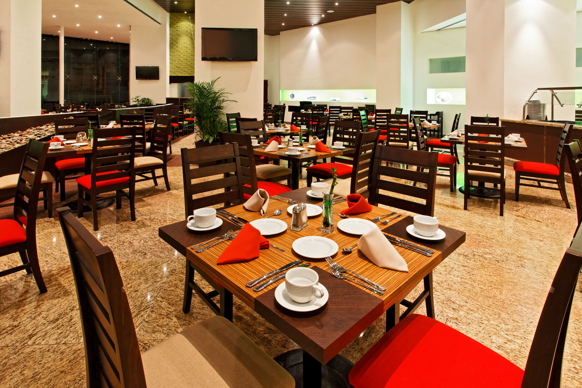 Фото Holiday Inn Mexico City - Plaza Universidad