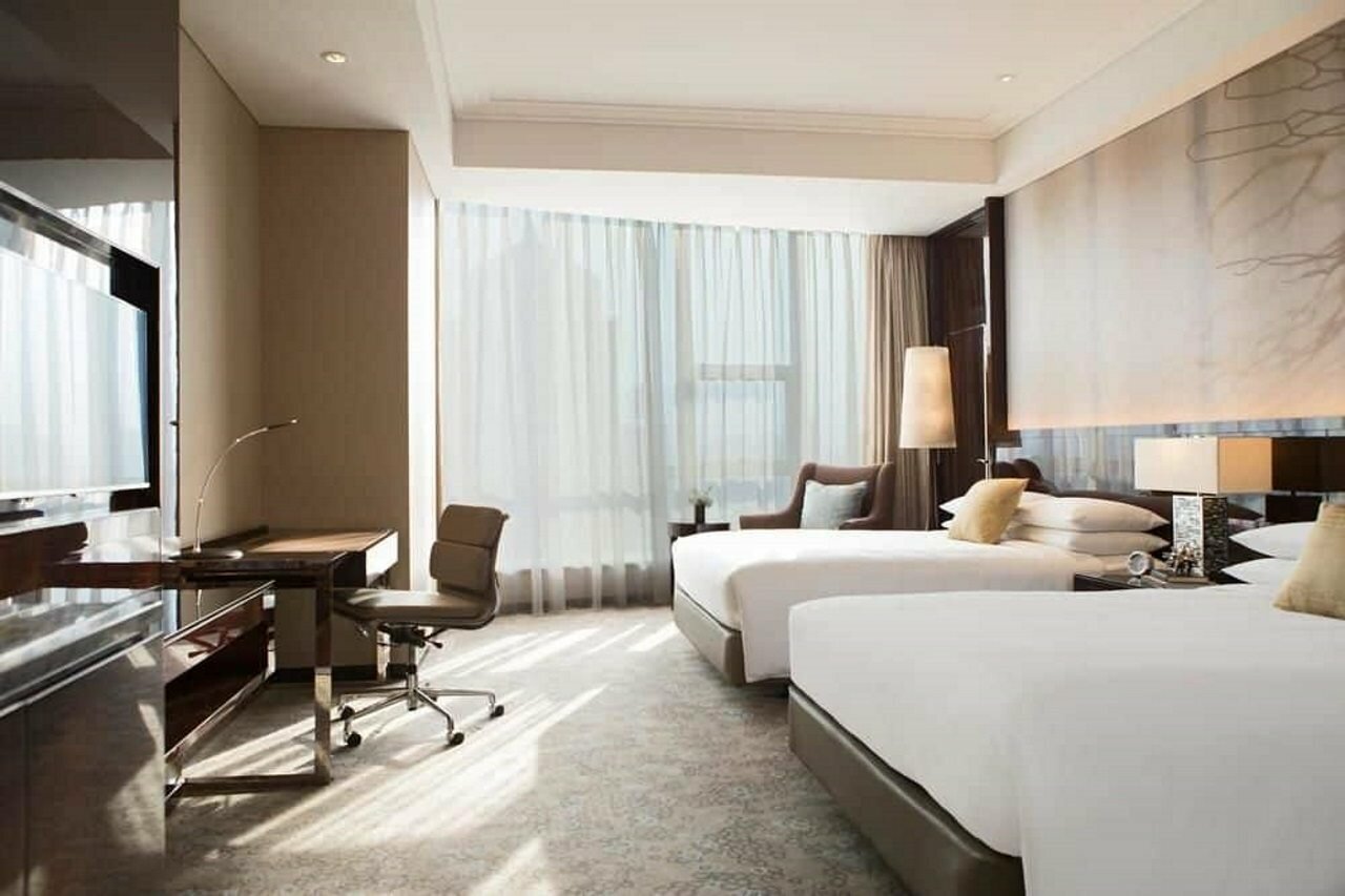 Фото Renaissance Shanghai Pudong Hotel