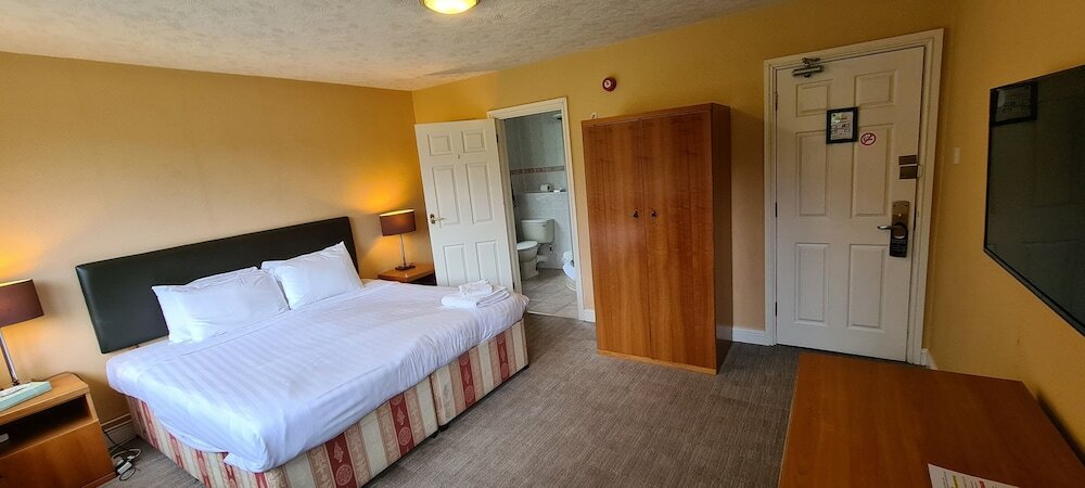 Фото Haughton Hall