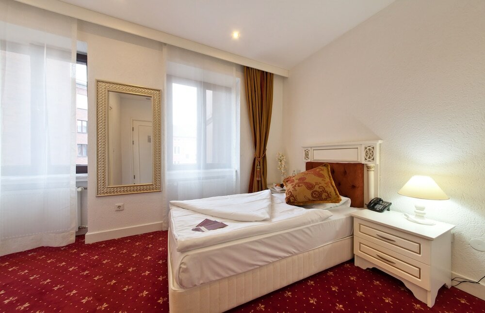 Фото Отель Unique Dortmund