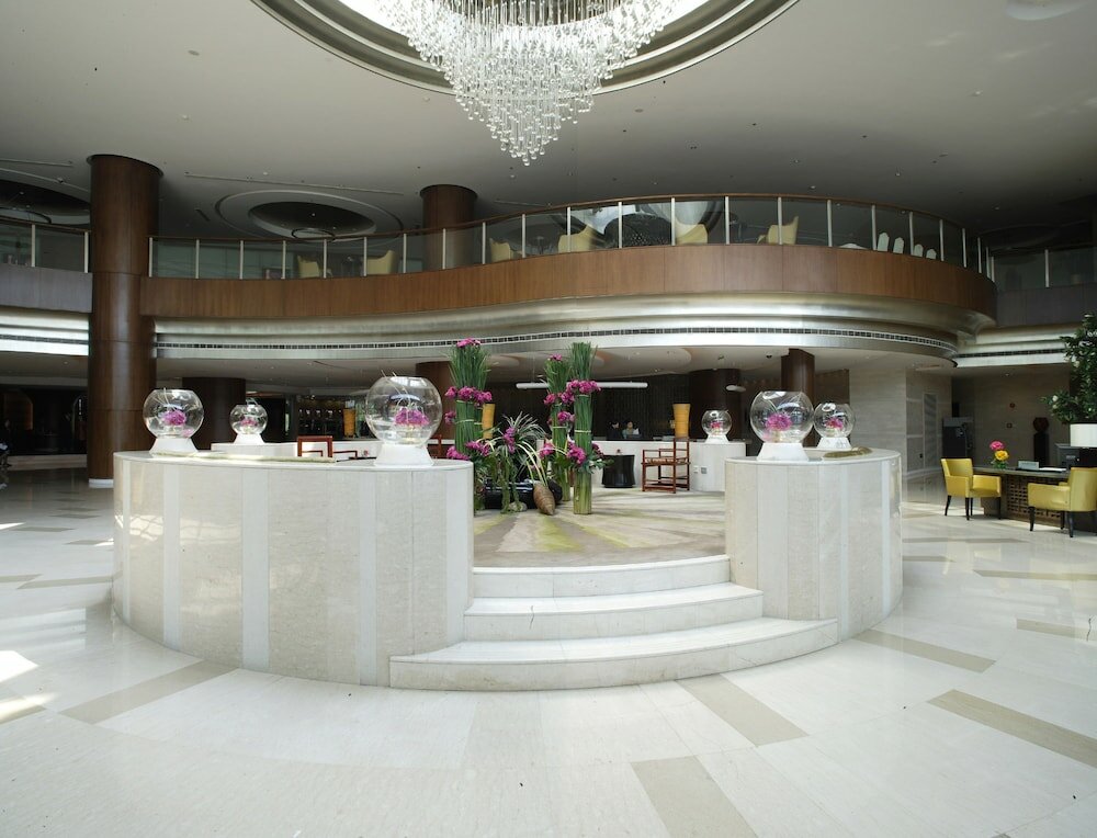 Фото Grand Millennium Shanghai HongQiao