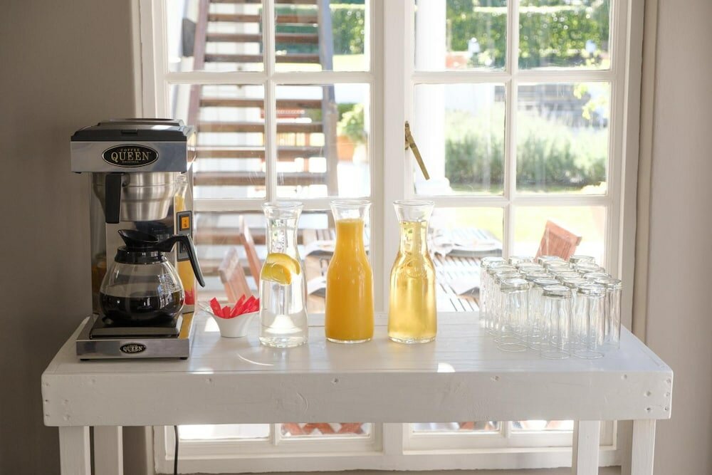 Фото White Lodge Constantia Guest House