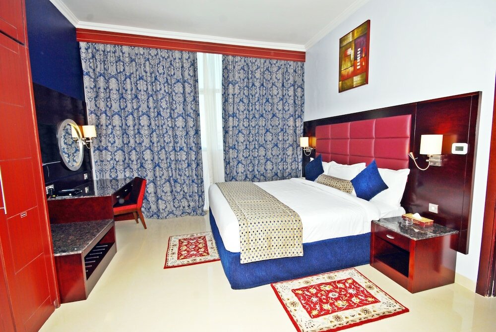 Фото Ramee Rose Hotel Apartments