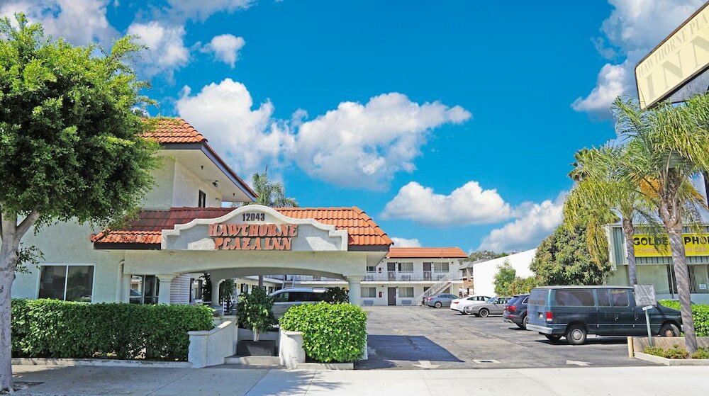Фото Hawthorne Plaza Inn