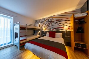 Гостиница Sleeperz Hotel Cardiff