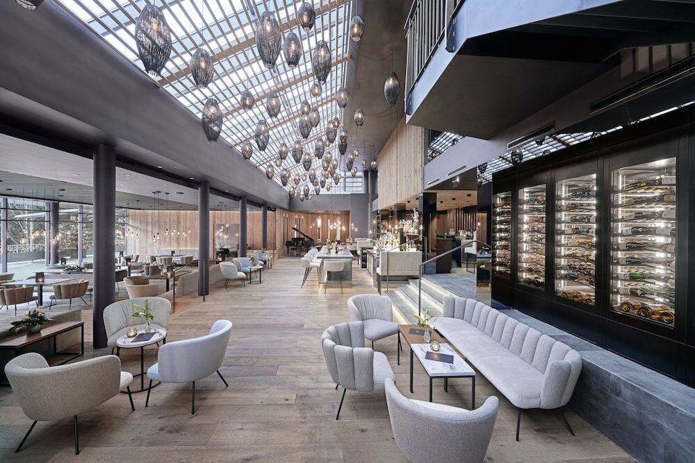 Фото Lebenberg Schlosshotel-Kitzbühel