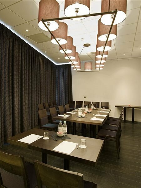 Фото Ibis Bristol Temple Meads Quay