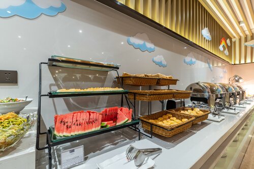 Гостиница Holiday Inn Express Anshan Downtown, an Ihg Hotel в Аньшане