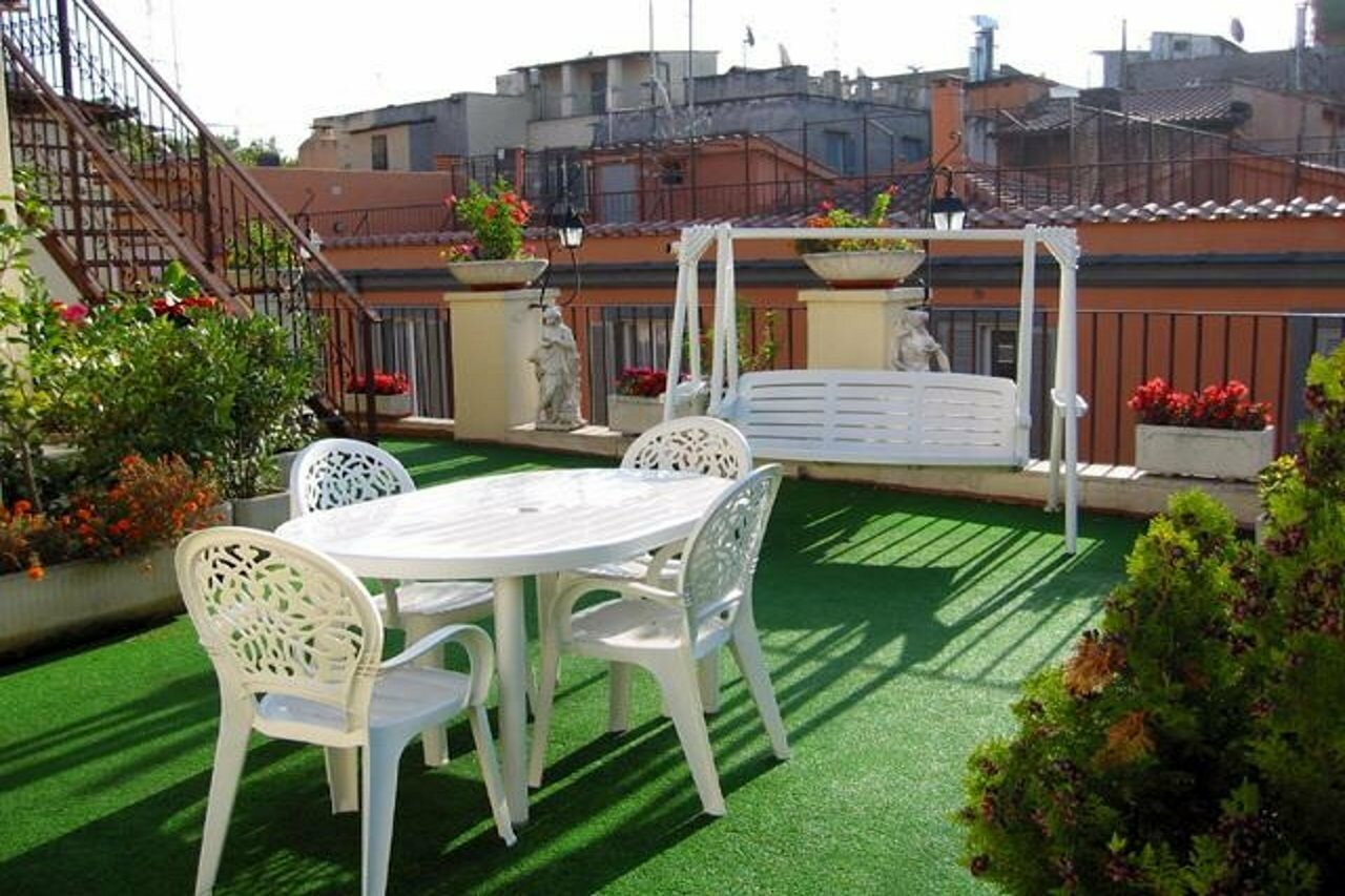 Фото отеля 3