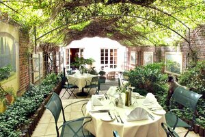 Гостиница Le Châtelain