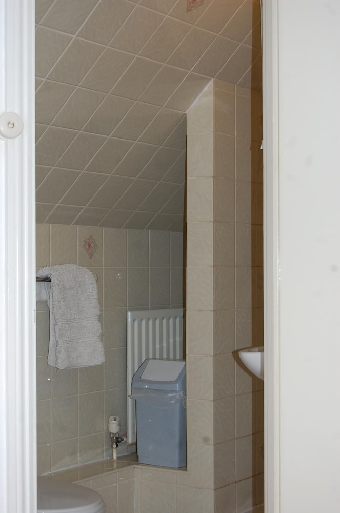 Фото Weatherbury Hotel