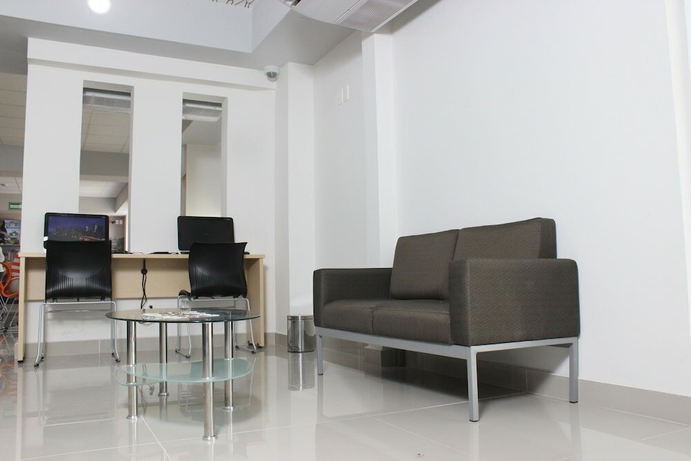 Фото Urbainn Hotel