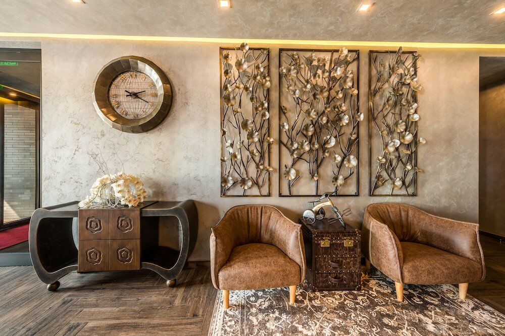 Фото All Seasons Residence Hotel