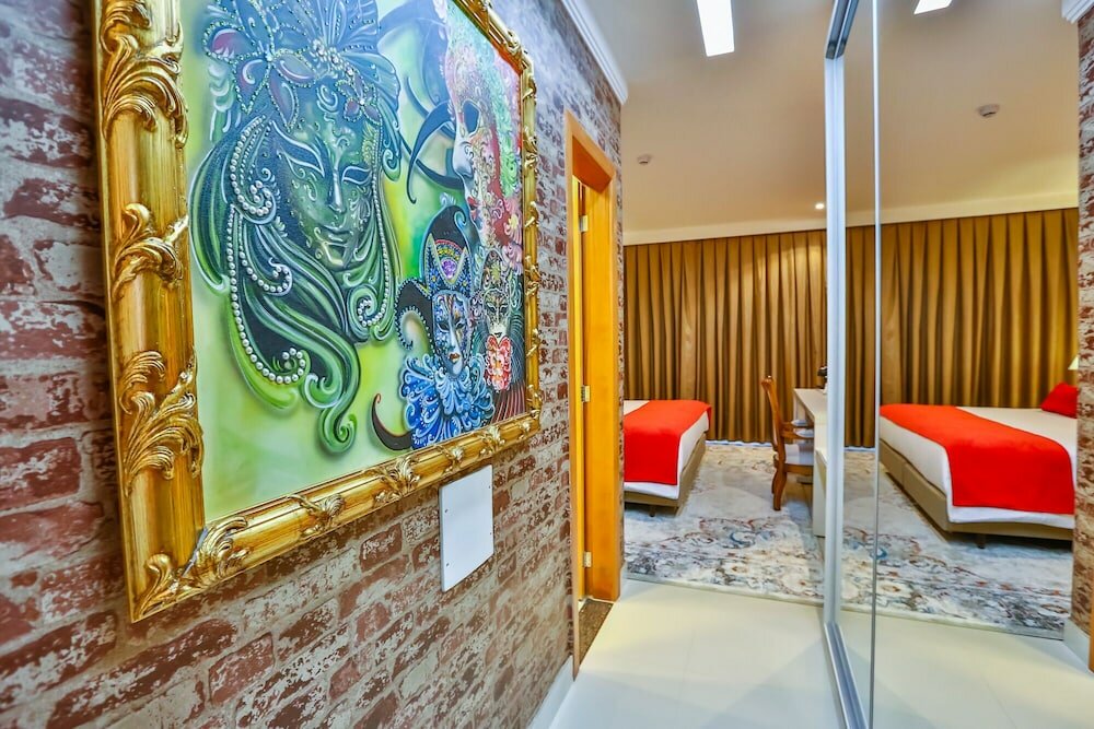 Фото Golden Lis Hotel Boutique