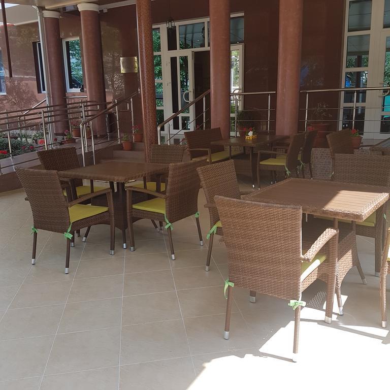 Фото Алая Роза