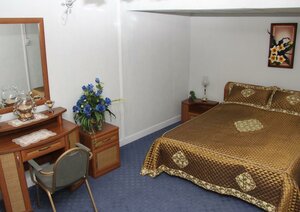 Центральная (Lenin Street, 2), hotel