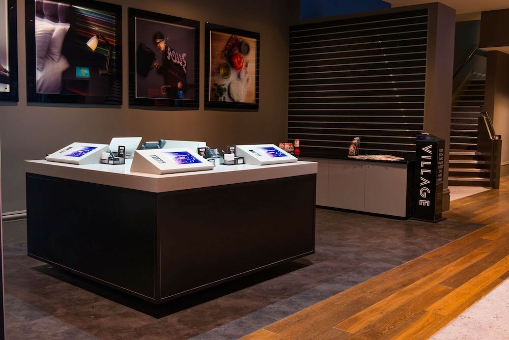 Фото Village Hotel Leeds South