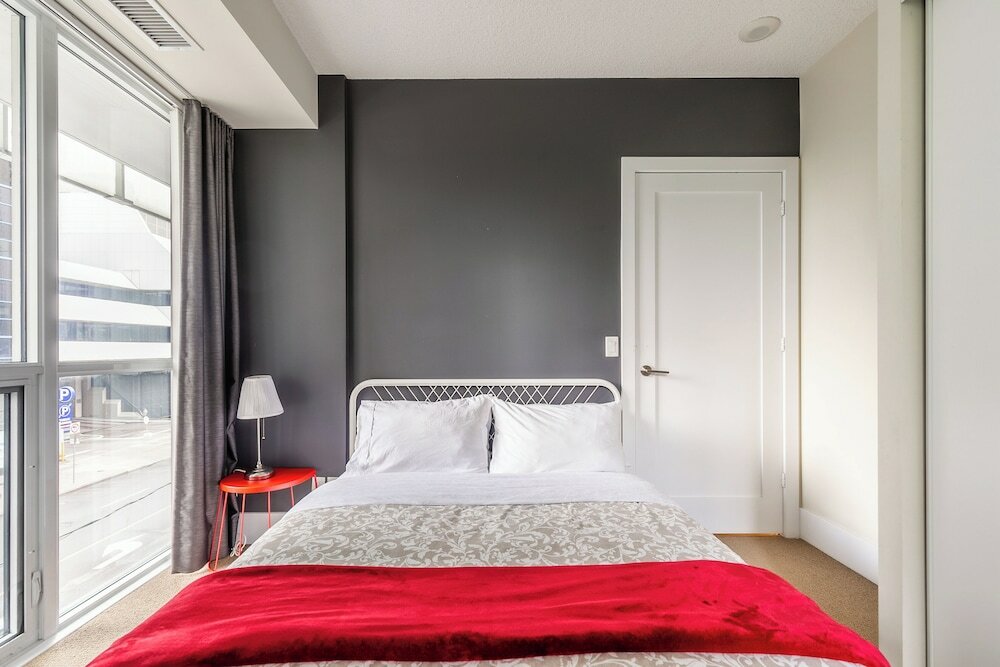 Фото World Wide Stays Suite - Cn Tower