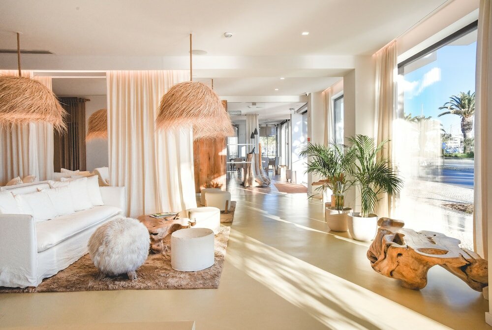 Фото Lagos Avenida Hotel