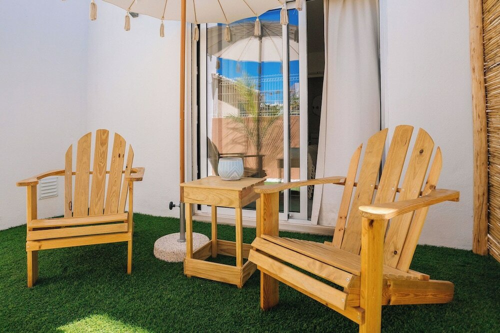 Фото Coral Botique Suites