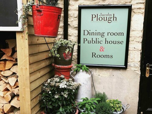 Гостиница The Plough Bicester в Бисестере