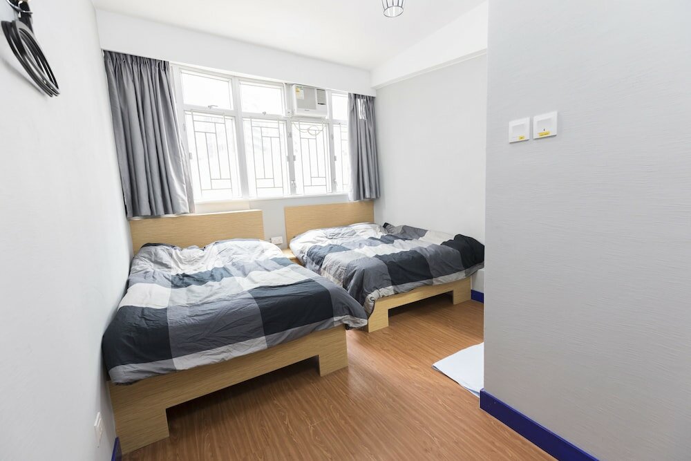 Фото Check Inn HK