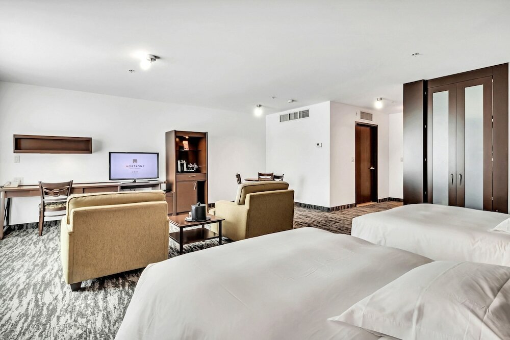 Фото Hotel Mortagne