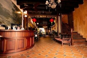 Гостиница Kuching Waterfront Lodge