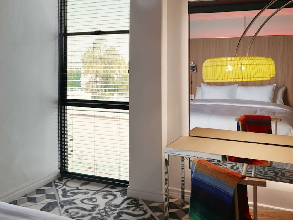 Фото Mama Shelter Los Angeles