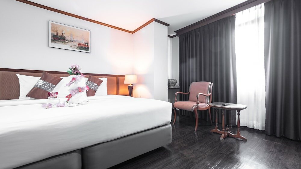 Фото Yellow Ribbon Hills Boutique Suites