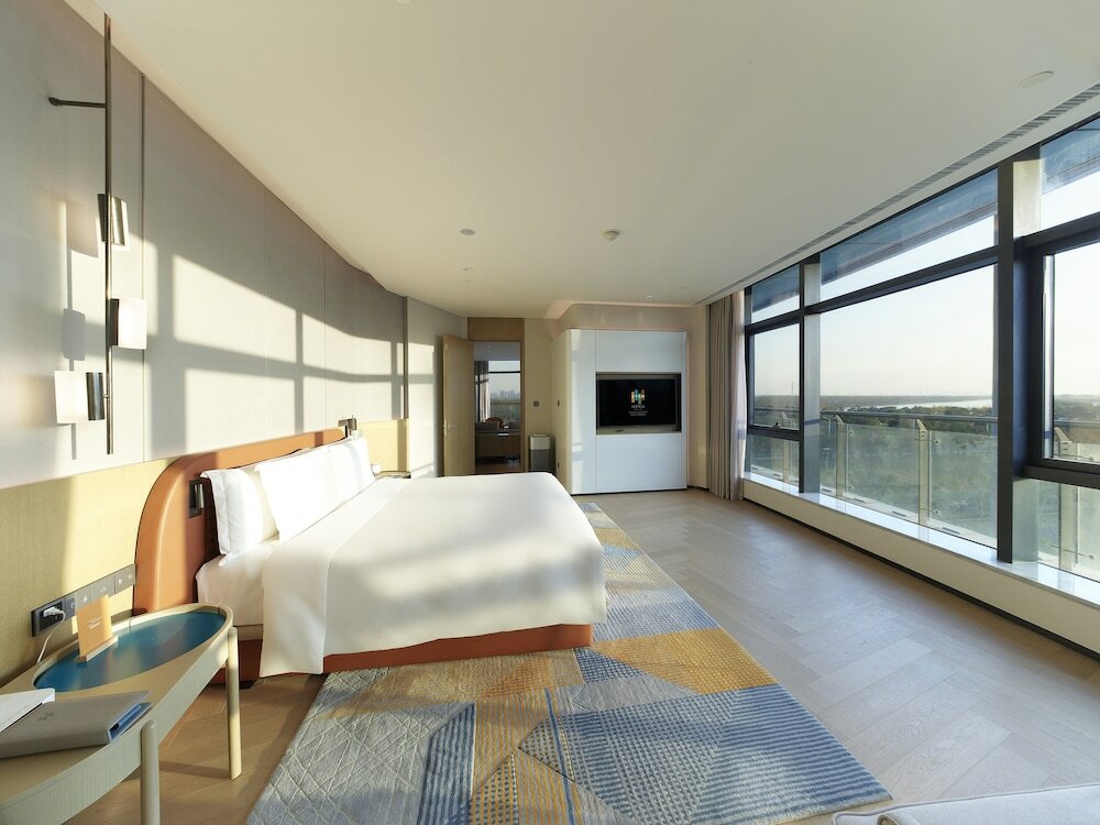 Фото Even Hotels Nanjing Yangtze River, an Ihg Hotel