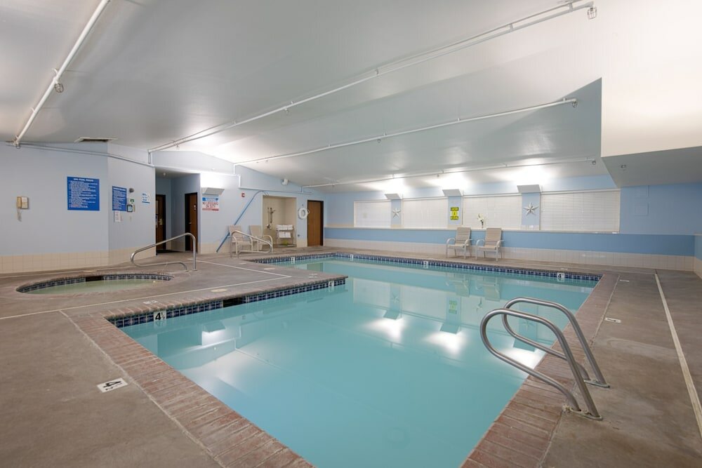 Фото Coast Hilltop Inn