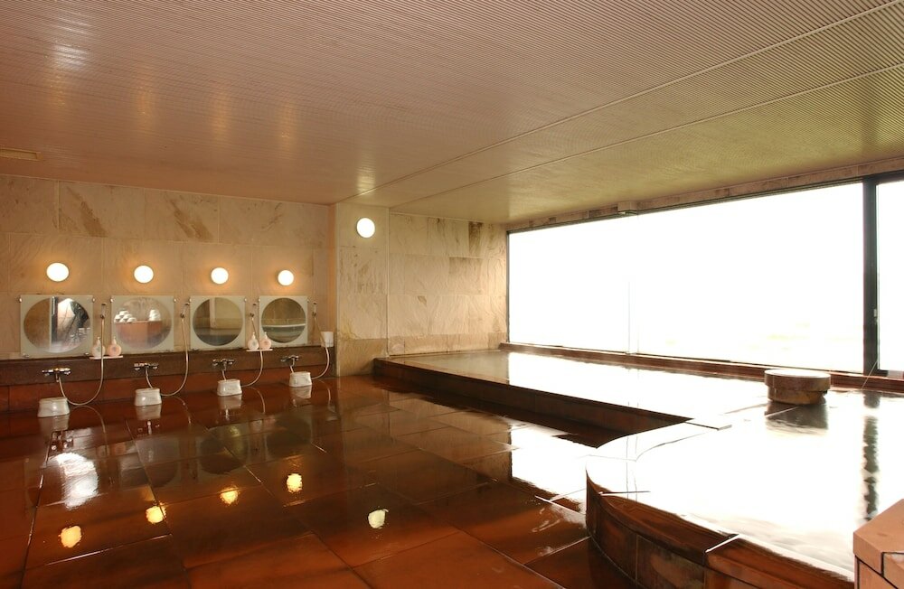 Фото Route Inn Grantia Komatsu Airport