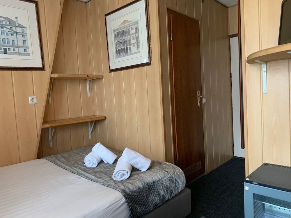 Фото Hotel Di Ann Amsterdam City Centre