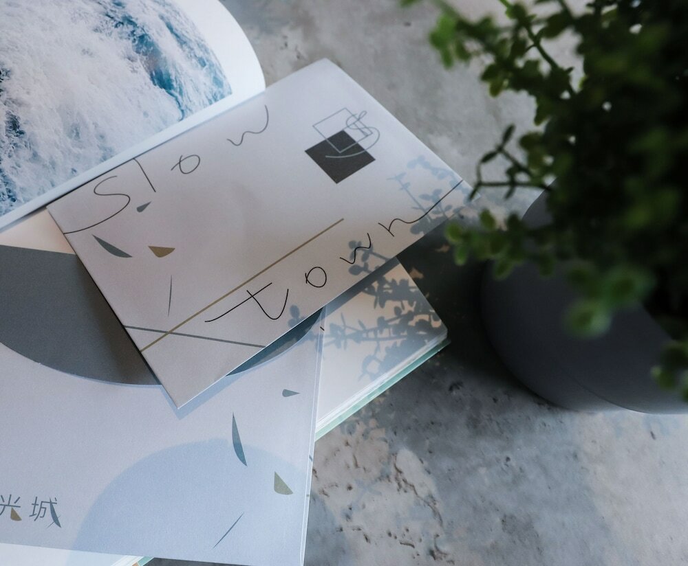 Фото Slow Town Hotel - Glowing