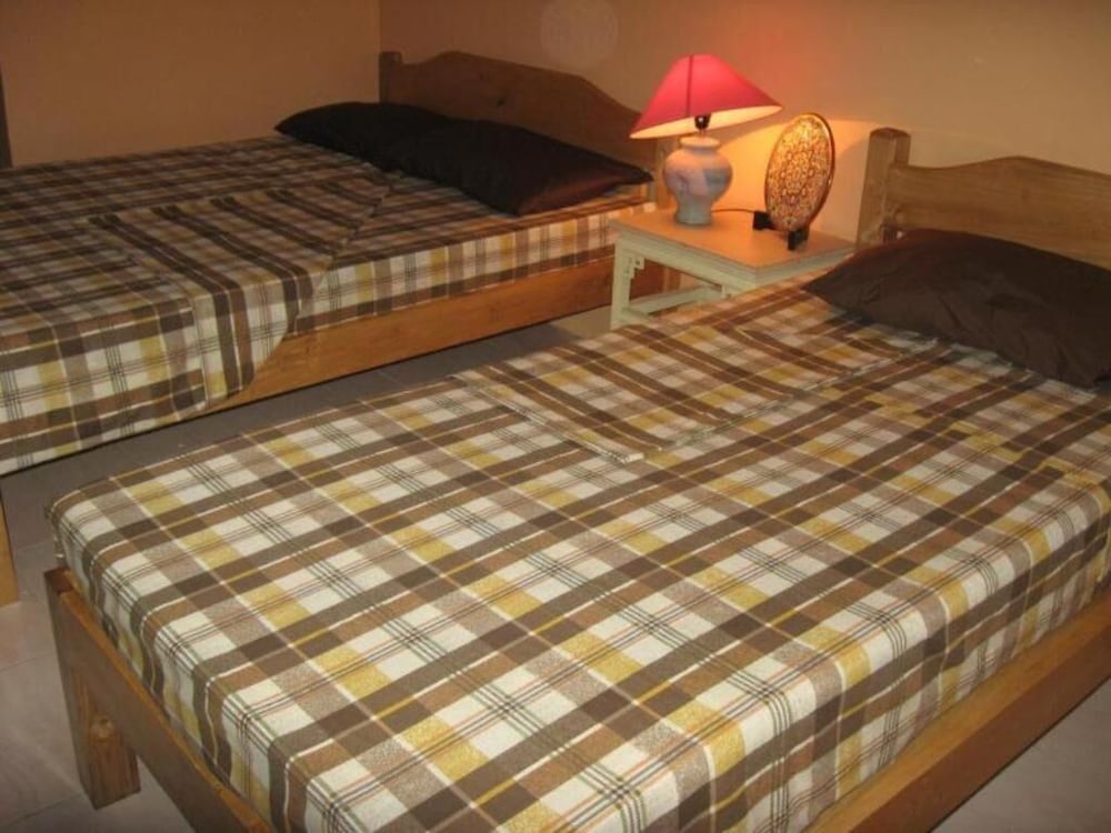 Фото Lylie Hotel