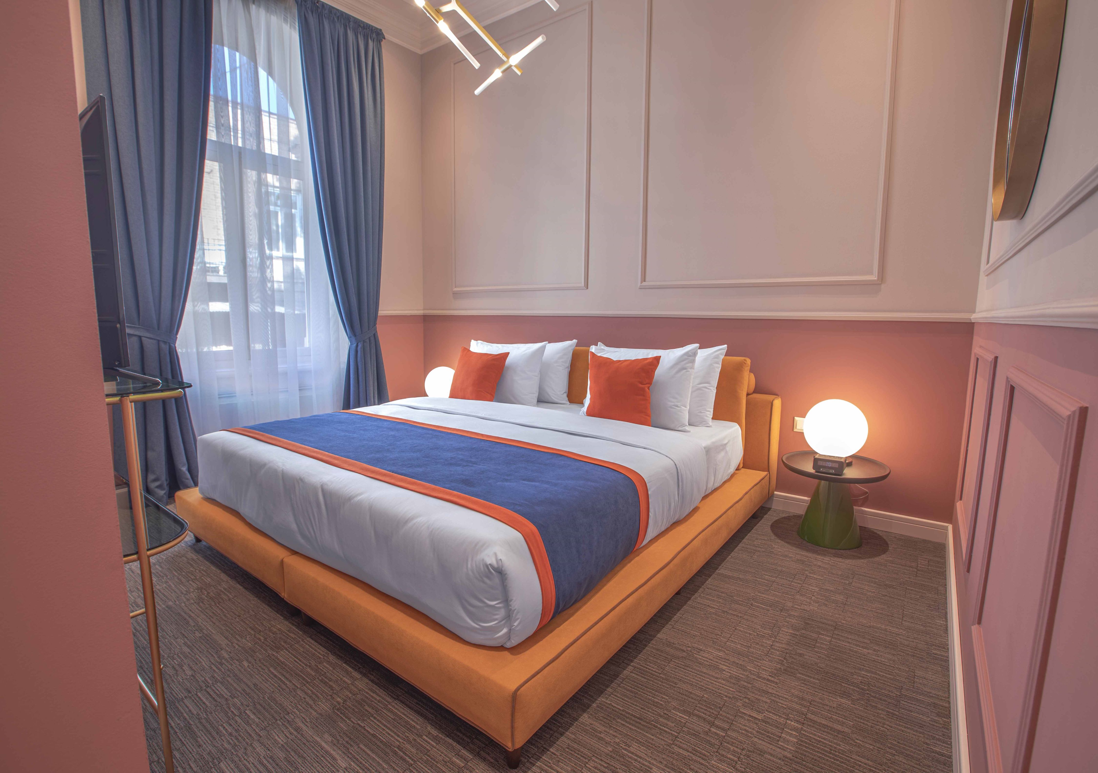 Фото Heritage Hotel & Suites