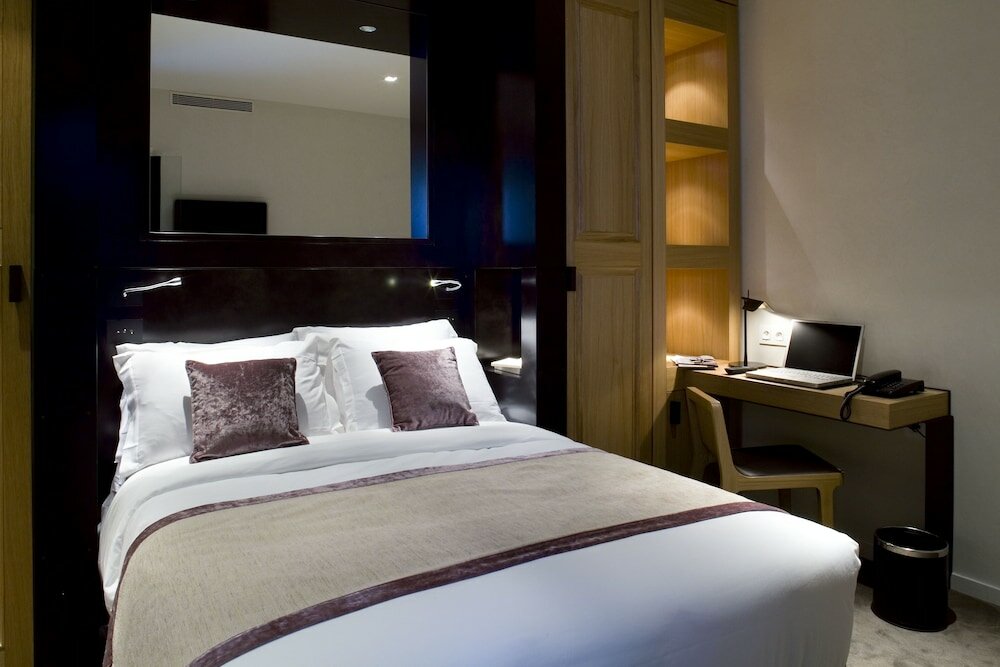 Фото Hotel Marceau Champs Elysees